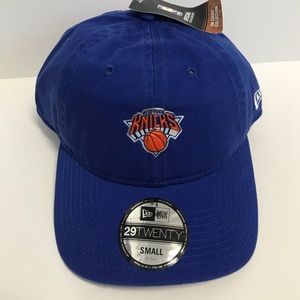 New York Knicks New Era On Court 29Twenty Fitted Hat Small NBA